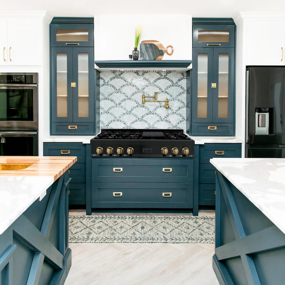 ZLINE Autograph Edition 48 in. Legacy Gas Rangetop with 7 Burners and Porcelain Cooktop in Black Stainless Steel with Champagne Bronze Accents, Open Box-Good Condition - Image 2