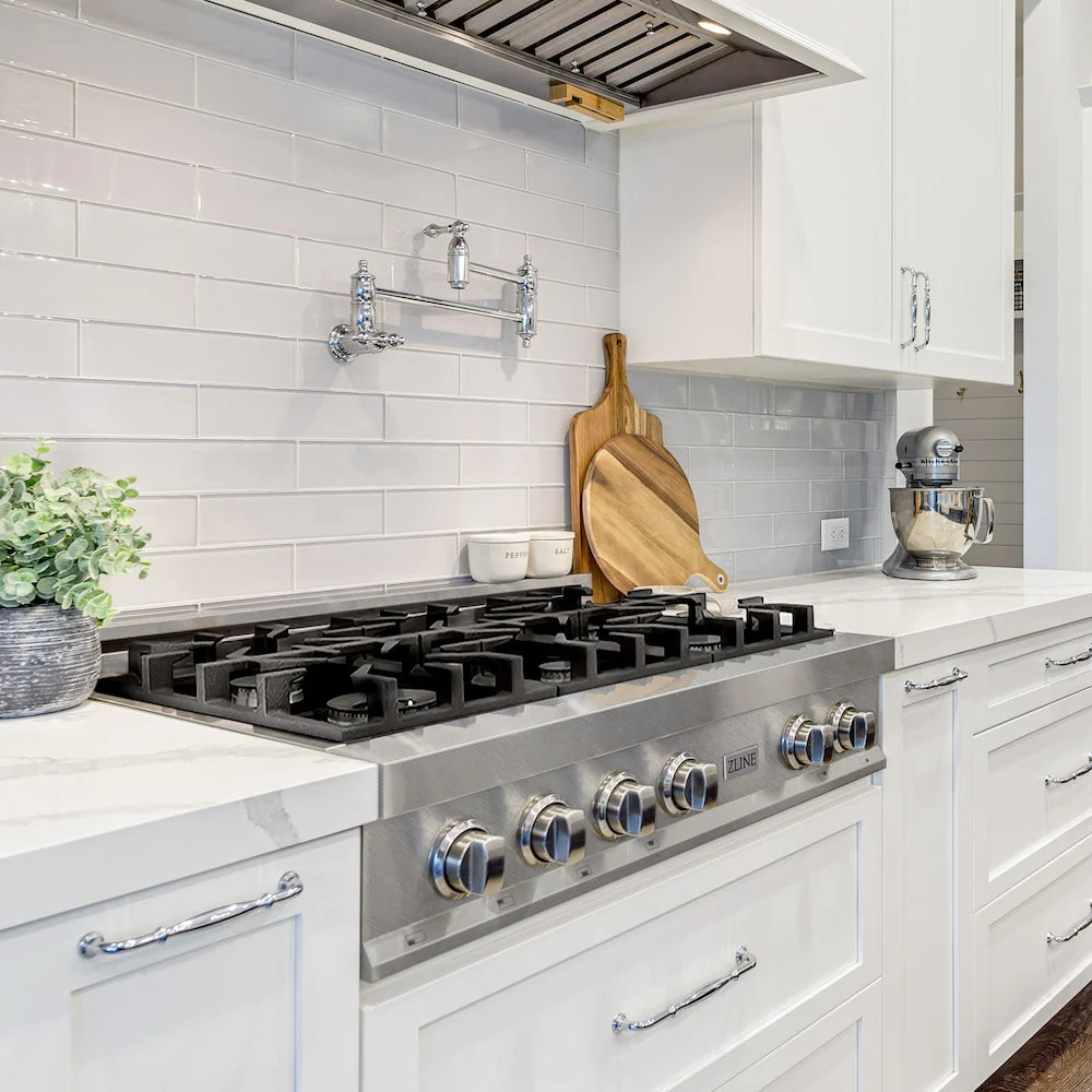 ZLINE 36 in. Legacy Gas Rangetop with 6 Burners and Porcelain Cooktop in Satin Stainless Steel, Open Box-Good Condition - Image 2
