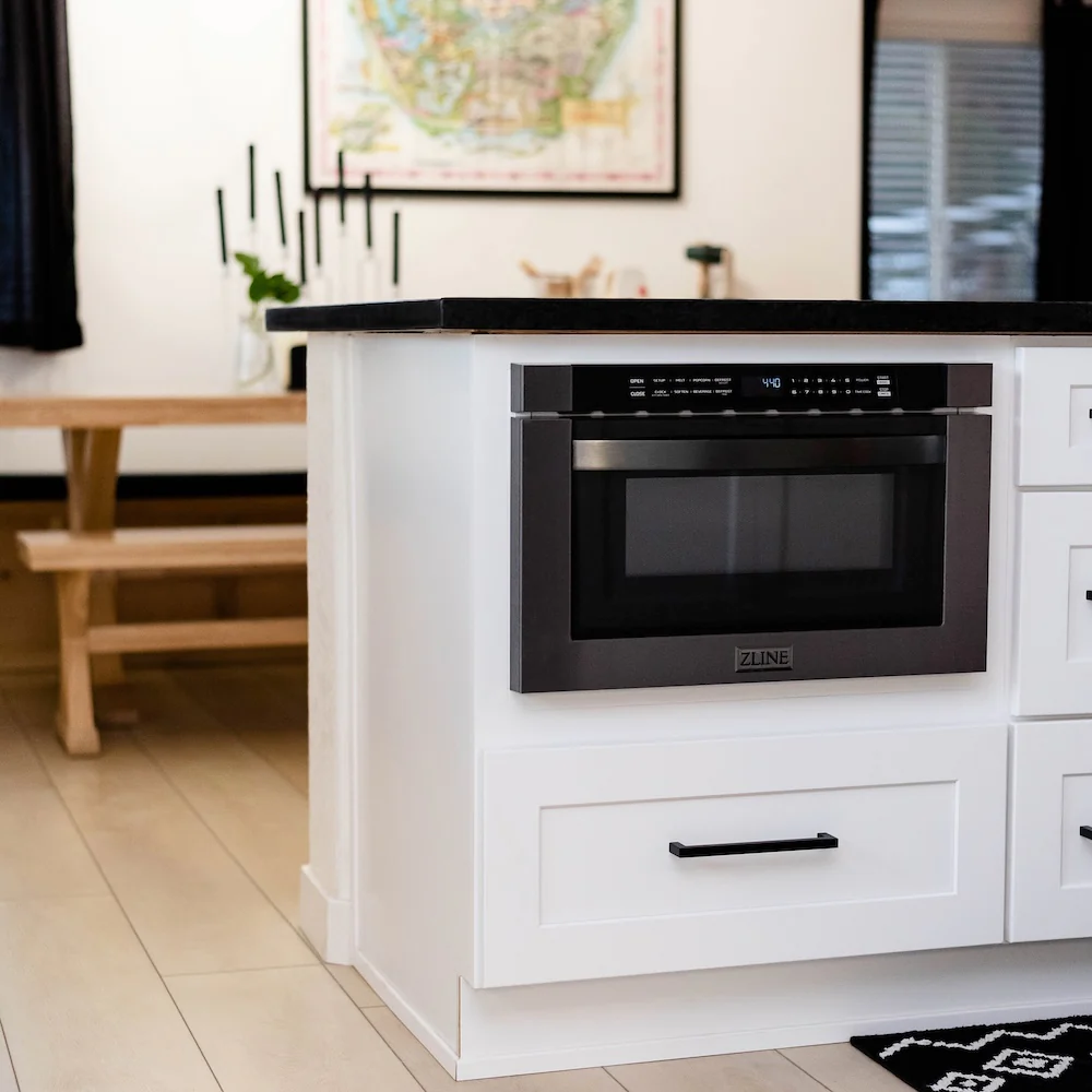 ZLINE 24 in. 1.2 cu. ft. Built-in Microwave Drawer in Black Stainless Steel, Open Box-Great Condition - Image 2