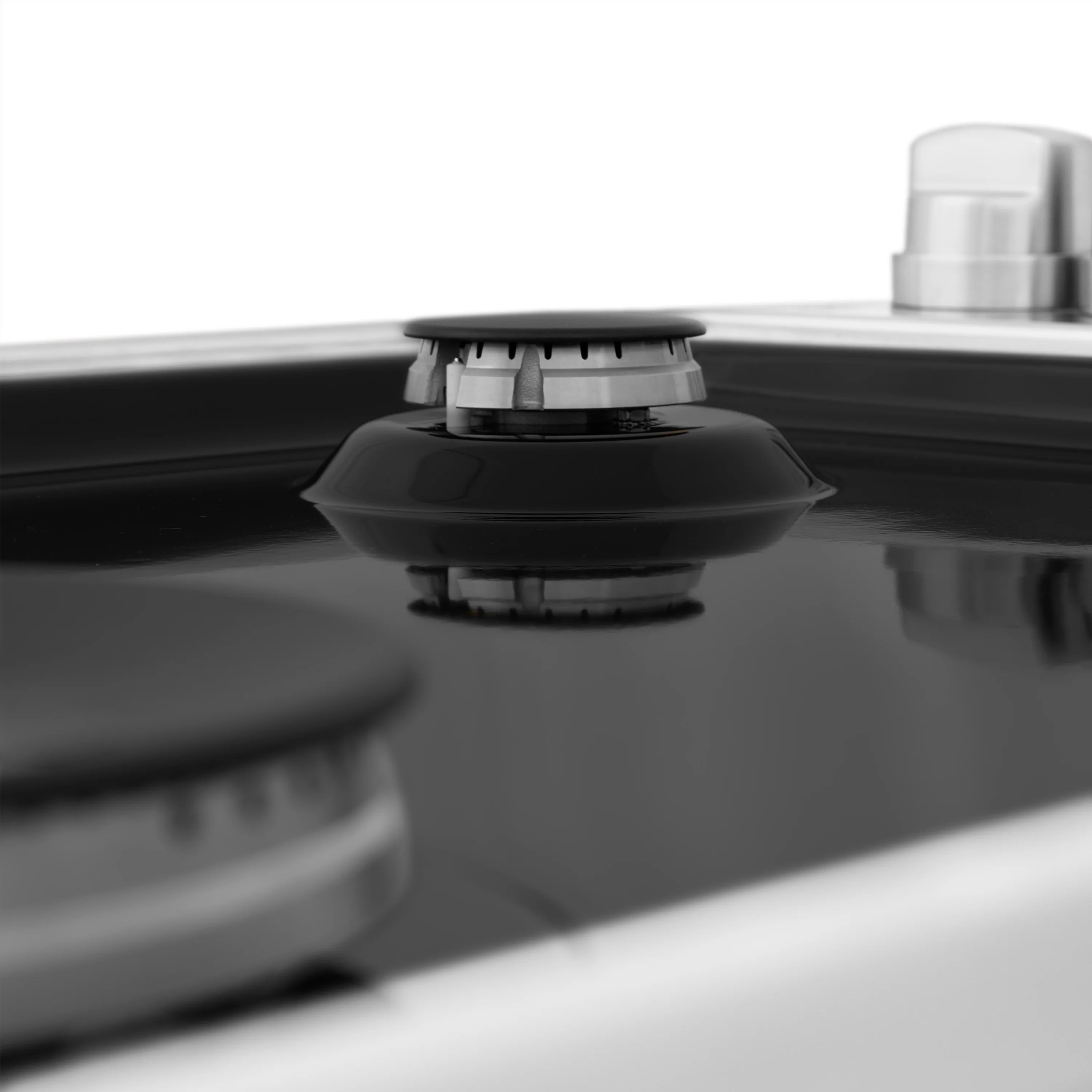ZLINE 30" Gas Cooktop with 4 Gas Burners and Black Porcelain Top (RC30-PBT) - Image 8