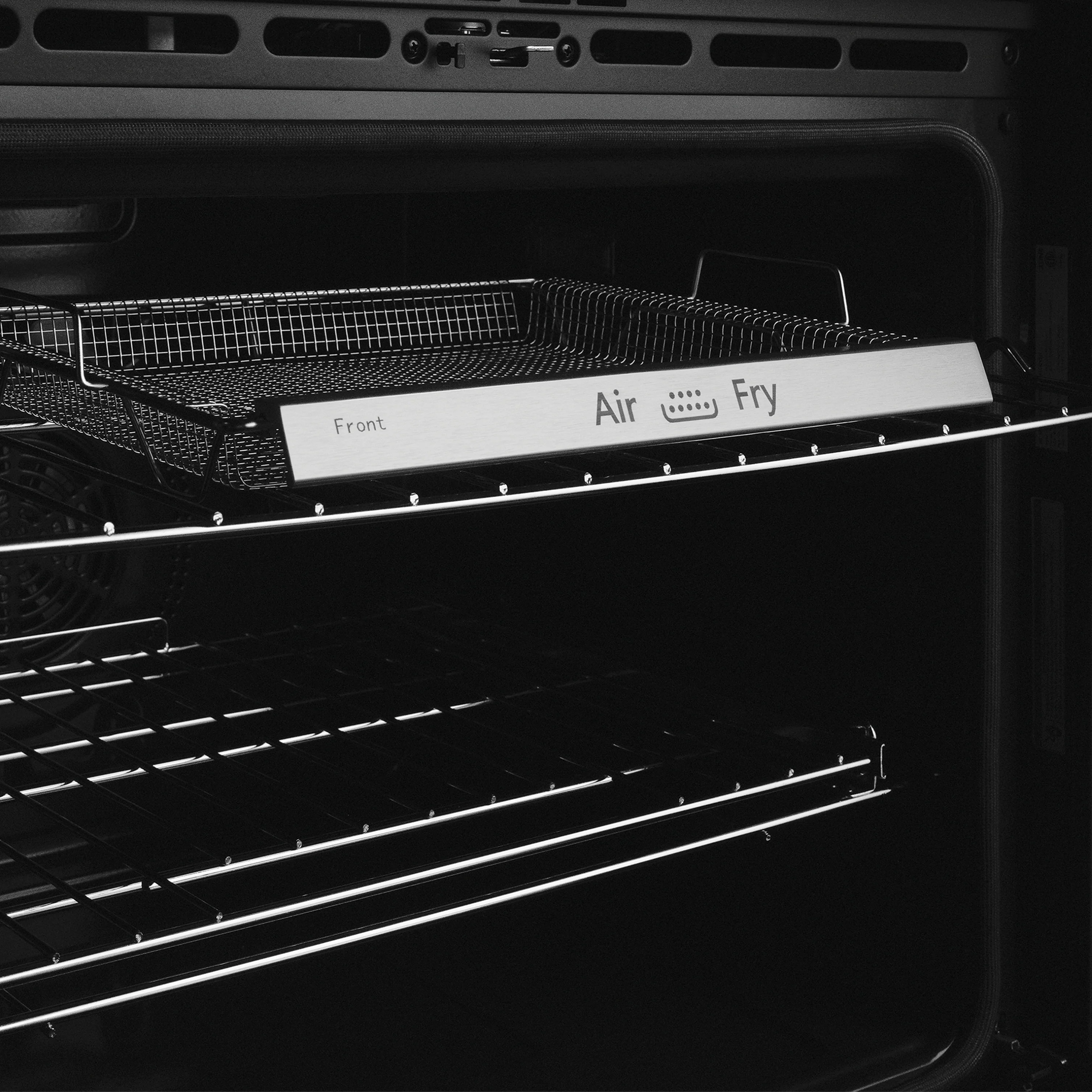 ZLINE 30 in. Professional True Convection Single Wall Oven with Air Fry and Self Clean in Black Stainless Steel, Open Box-Great Condition - Image 9
