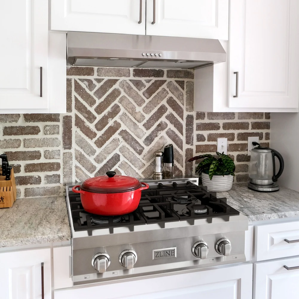 ZLINE 30 in. Legacy Gas Rangetop with 4 Burners and Porcelain Cooktop in Stainless Steel (RT30) - Image 2