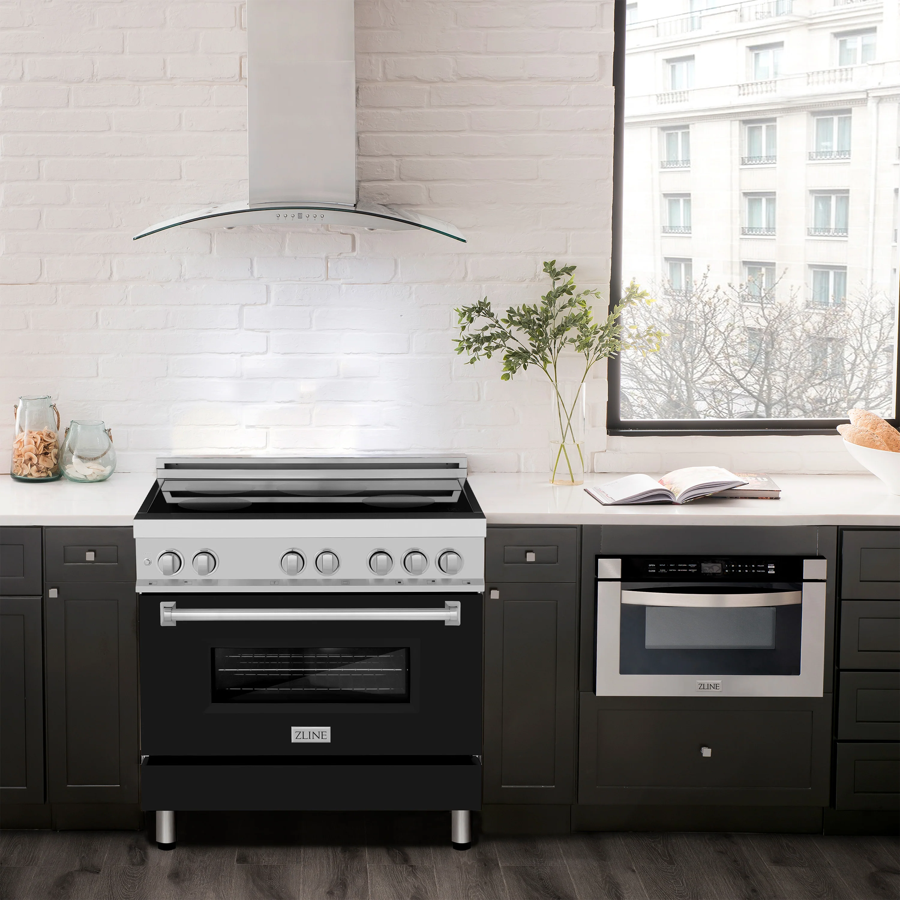ZLINE 36 in. 4.6 cu. ft. Legacy Induction Range with 5 Element Cooktop and Electric Oven in Stainless Steel and Black Matte Door, Open Box-Great Condition - Image 3