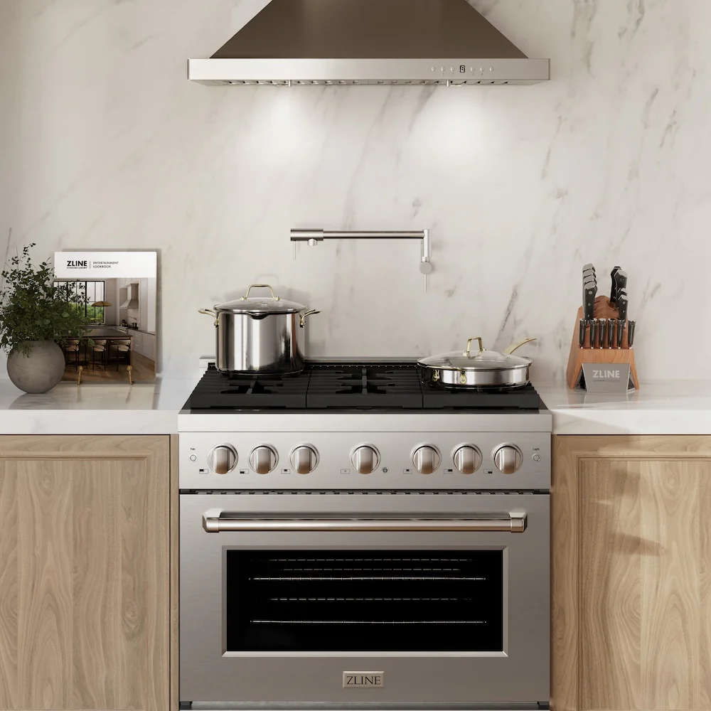 ZLINE 36 in. 5.2 cu. ft. Paramount Gas Range with 6 Burner Cooktop and Convection Gas Oven in Stainless Steel (SGR36) - Image 16