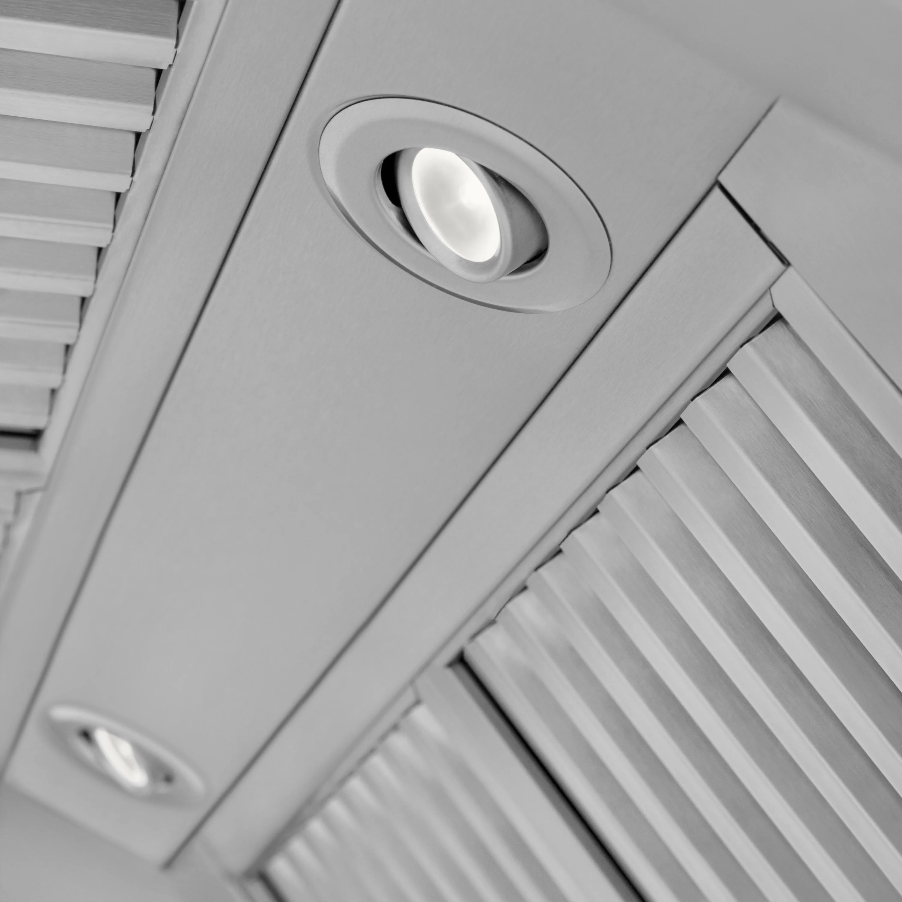ZLINE 36" Professional Convertible Vent Wall Mount Range Hood in Stainless Steel (597-36) - Image 10