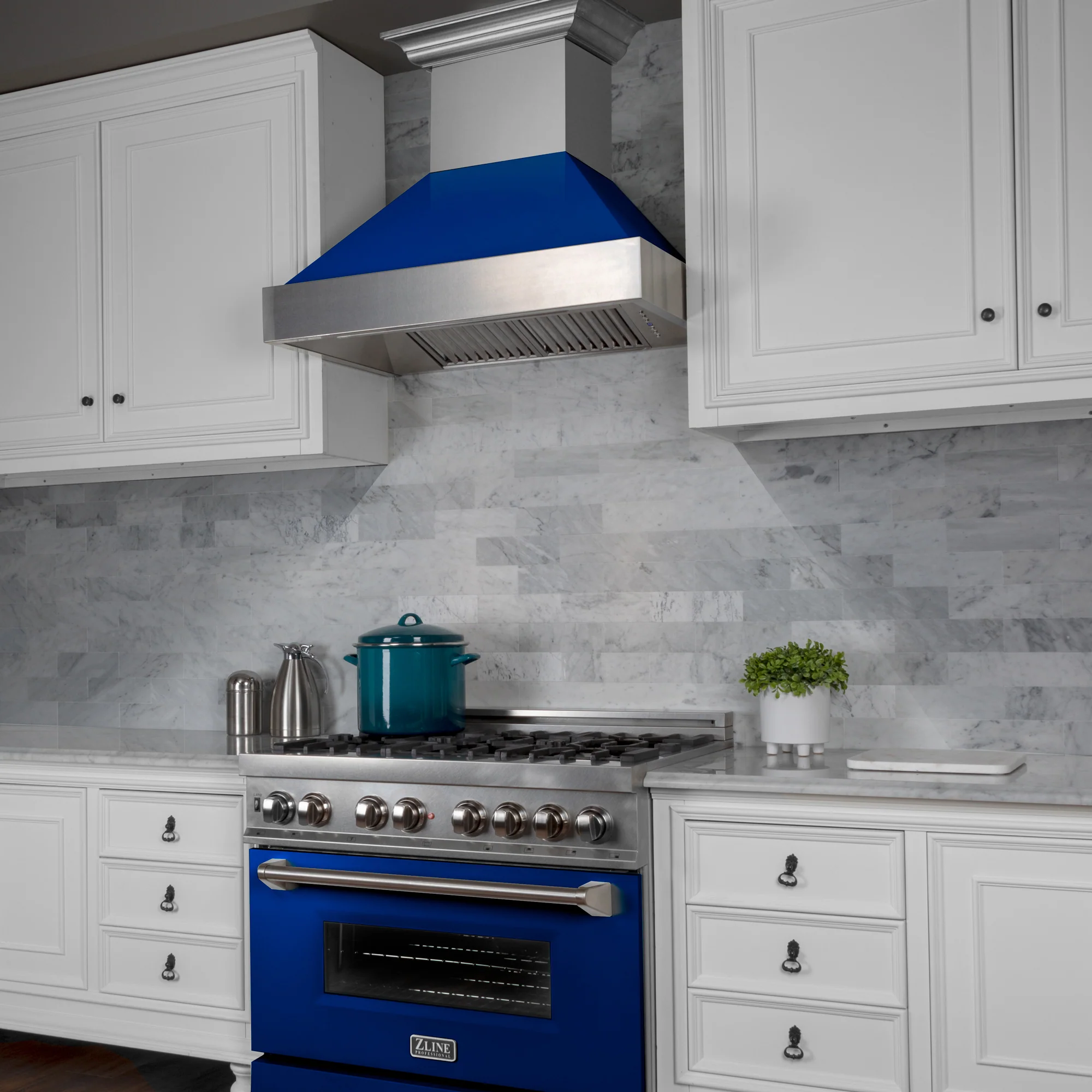 36" Ducted Fingerprint Resistant Stainless Steel Range Hood with Blue Gloss Shell (8654BG-36) - Image 8