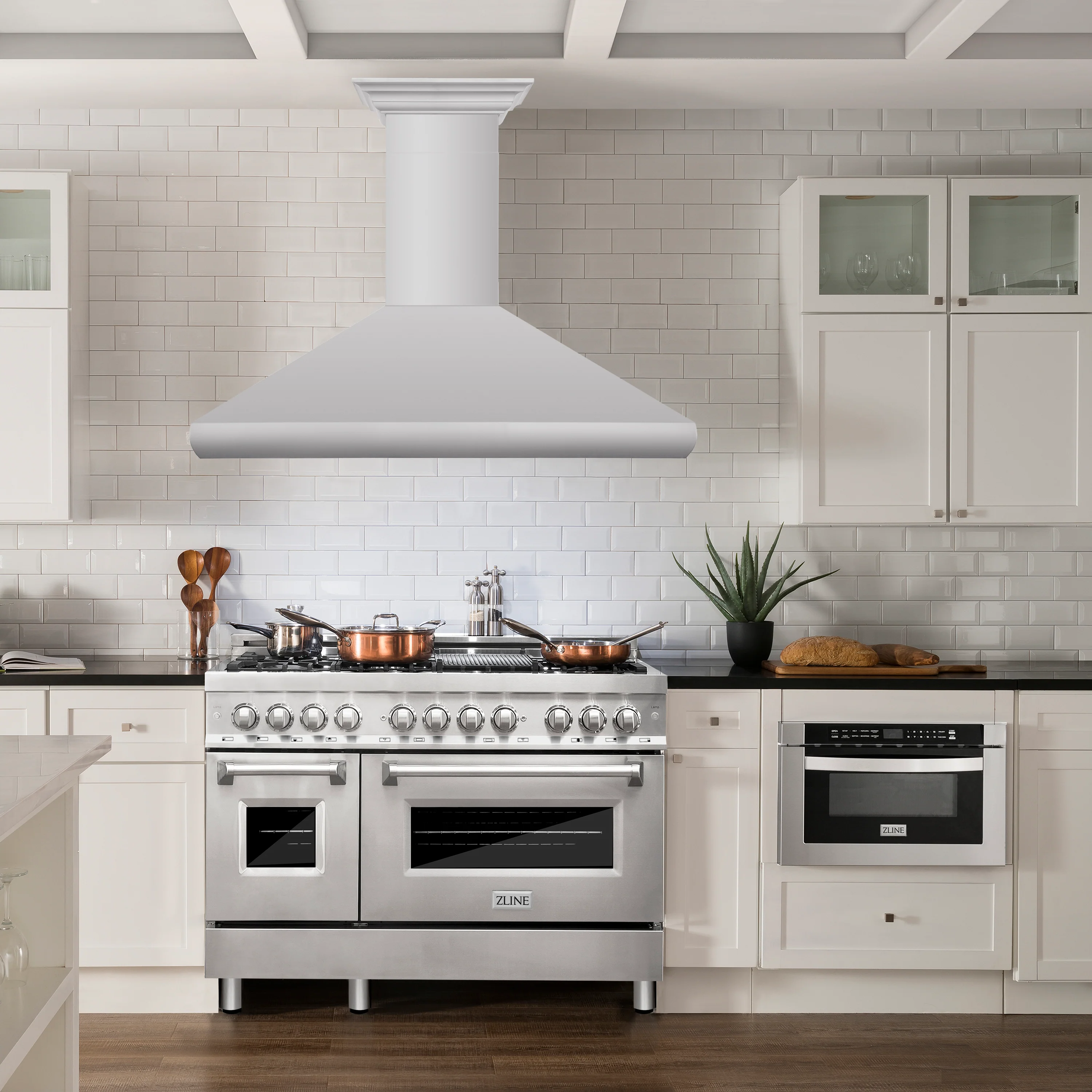 ZLINE 48" Professional Convertible Vent Wall Mount Range Hood in Stainless Steel with Crown Molding (587CRN-48) - Image 2