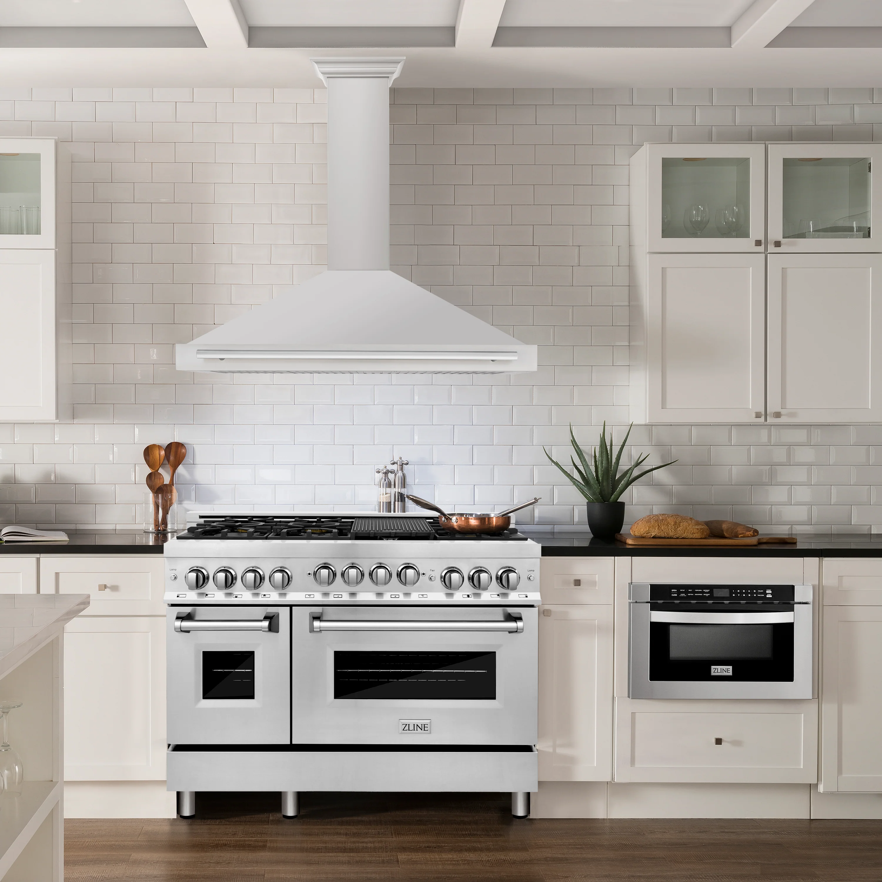 ZLINE 48 in. Convertible Stainless Steel Range Hood with Stainless Steel Handle (KB4STX-48) - Image 2