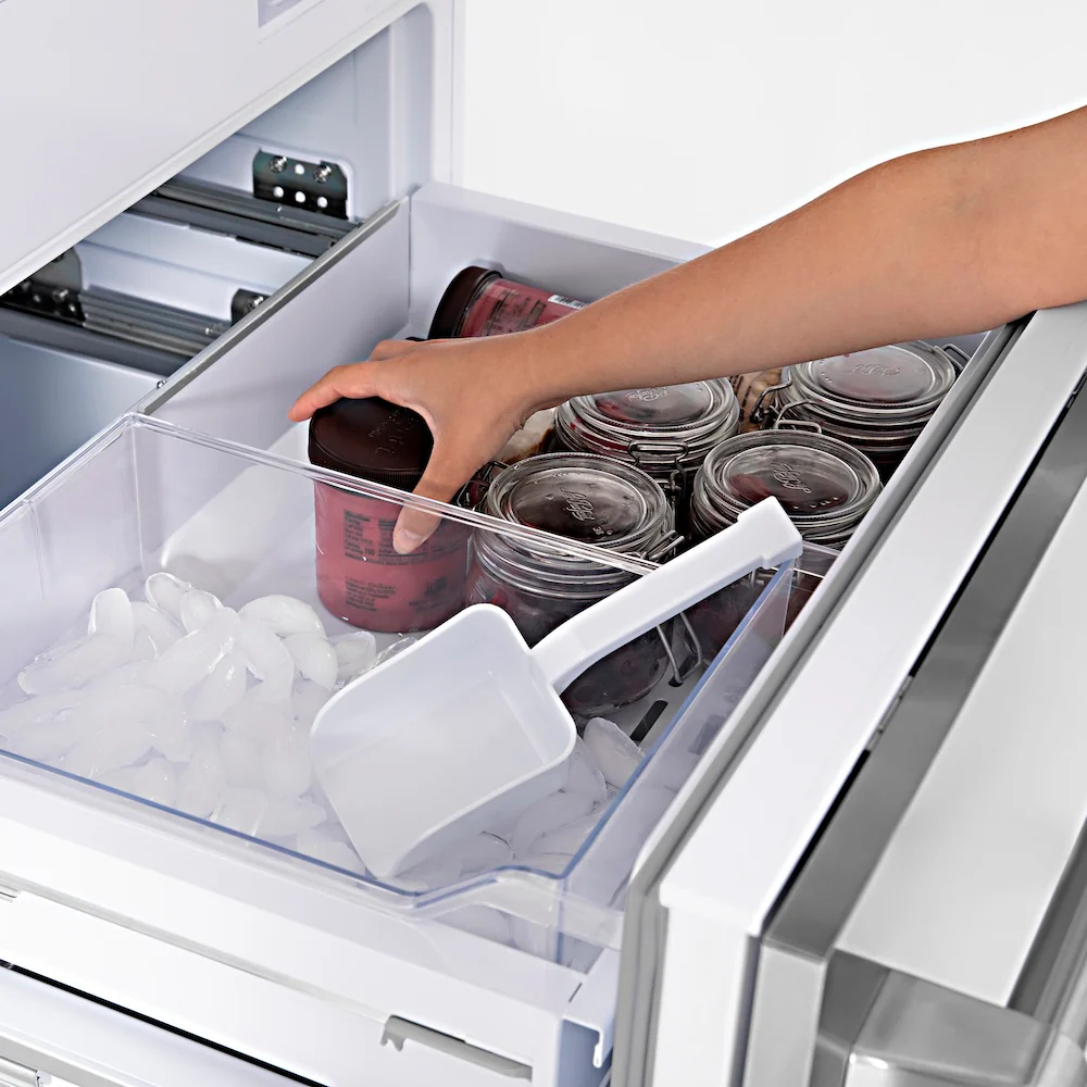 ZLINE 60 in. 32.2 cu. ft. French Door Built-In Bottom Freezer Refrigerator with Water Dispensers and Ice Makers in Stainless Steel (RBIV-304-60) - Image 13