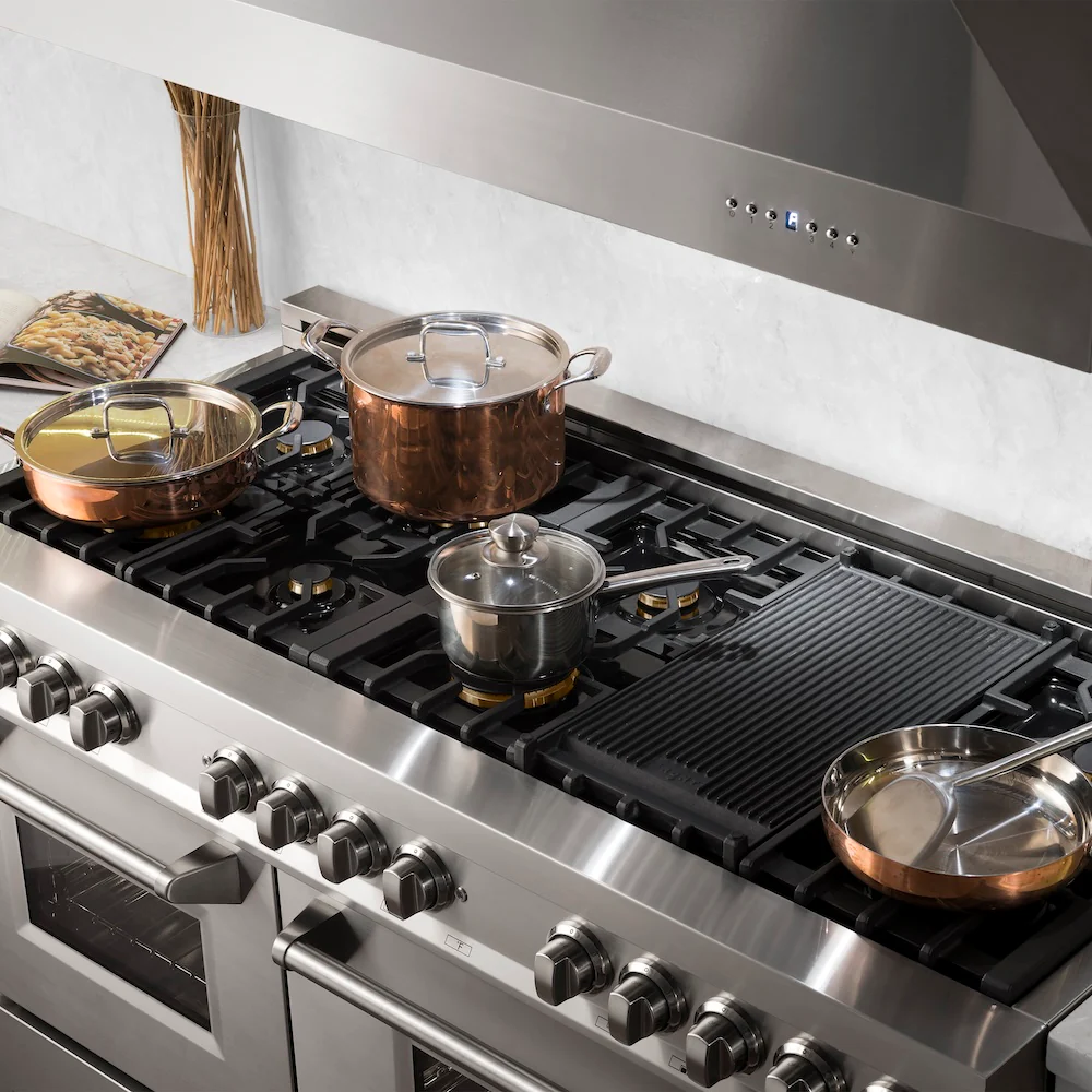 ZLINE 60 in. 7.4 cu. ft. Legacy Dual Fuel Range with Gas Cooktop and 2 Electric Convection Ovens in Stainless Steel with 8 Brass Burners (RA-BR-60) - Image 20