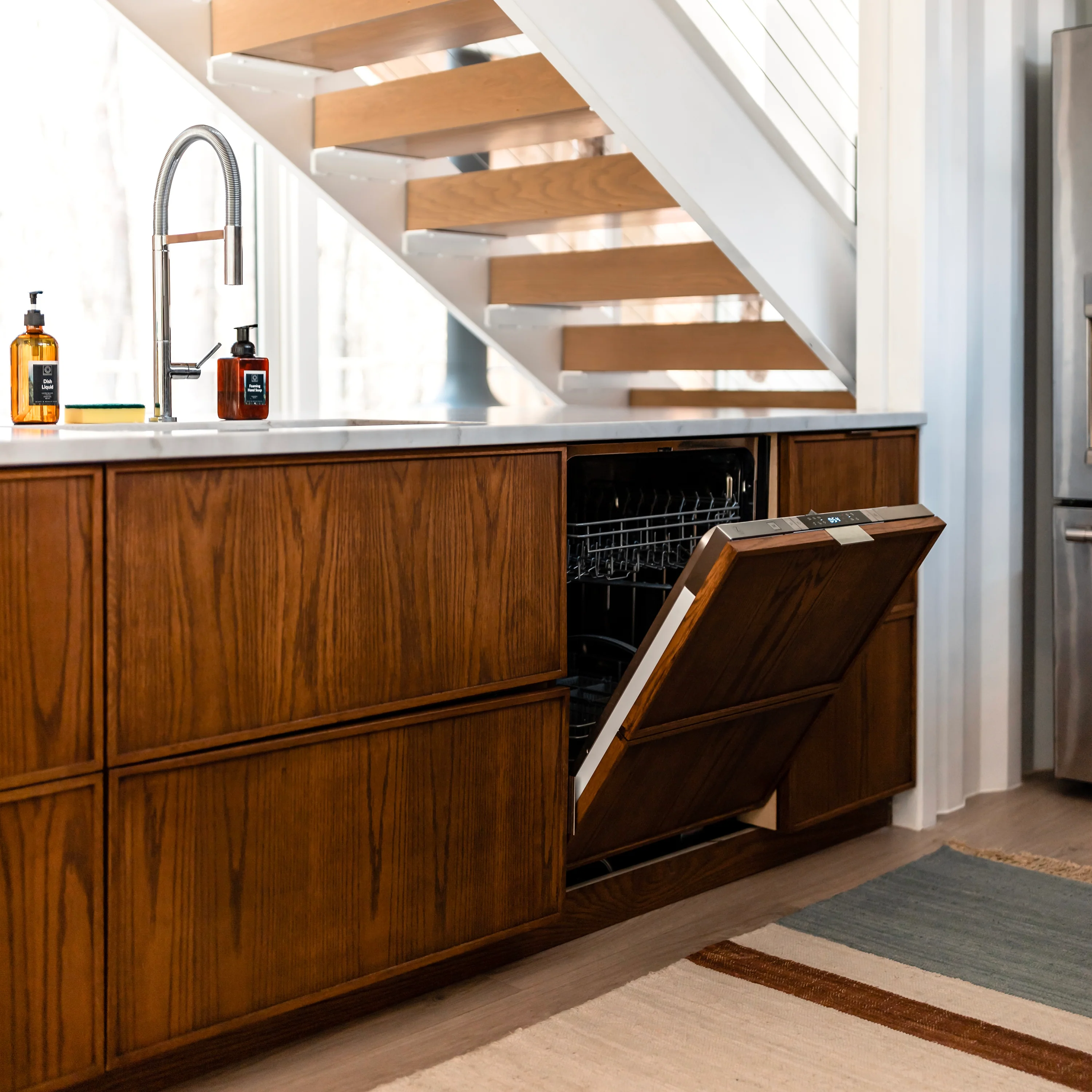 ZLINE Autograph Edition 24" Tallac Series 3rd Rack Top Control Built-In Tall Tub Dishwasher in Custom Panel Ready with Champagne Bronze Handle, 51dBa (DWVZ-24-CB) - Image 20