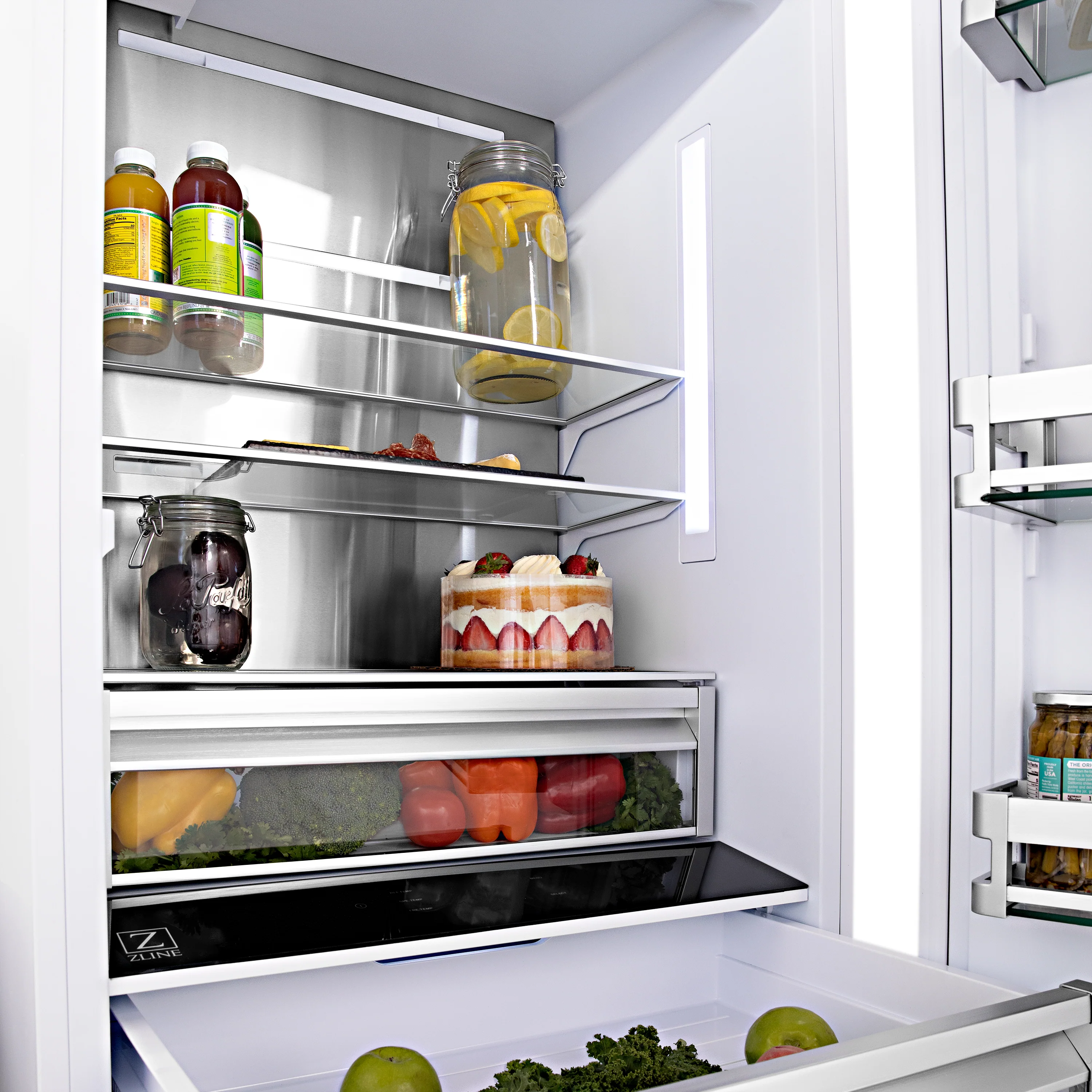 ZLINE Autograph Edition 36 in. 19.6 cu. ft. French Door Built-In Bottom Freezer Refrigerator with Water Dispenser and Ice Maker in Stainless Steel with Polished Gold Accents (RBIVZ-304-36-G) - Image 9