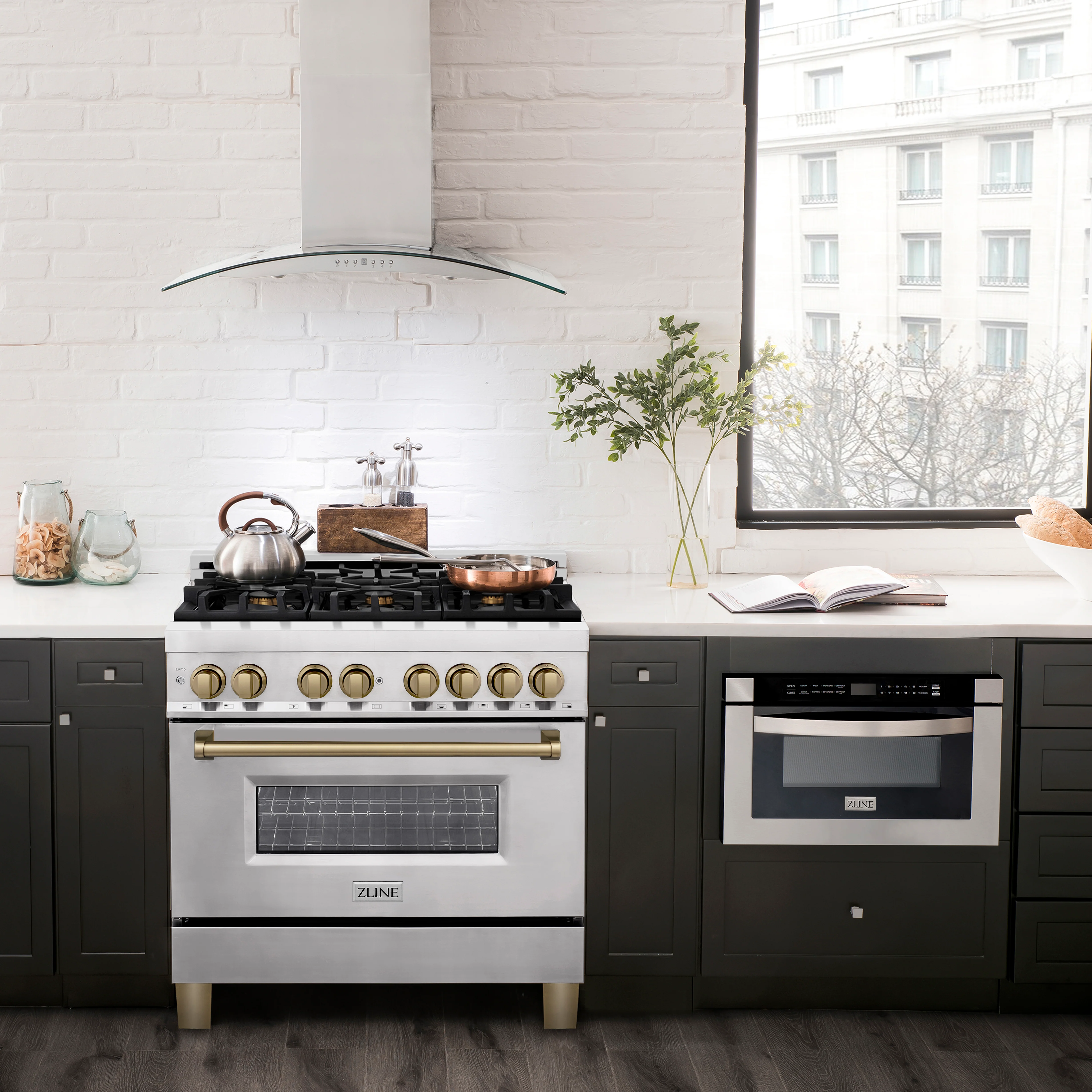ZLINE Autograph Edition 36 in. 4.6 cu. ft. Legacy Dual Fuel Range with 6 Burner Gas Cooktop and Electric Convection Oven in Stainless Steel and Champagne Bronze Accents, Open Box-Great Condition - Image 30