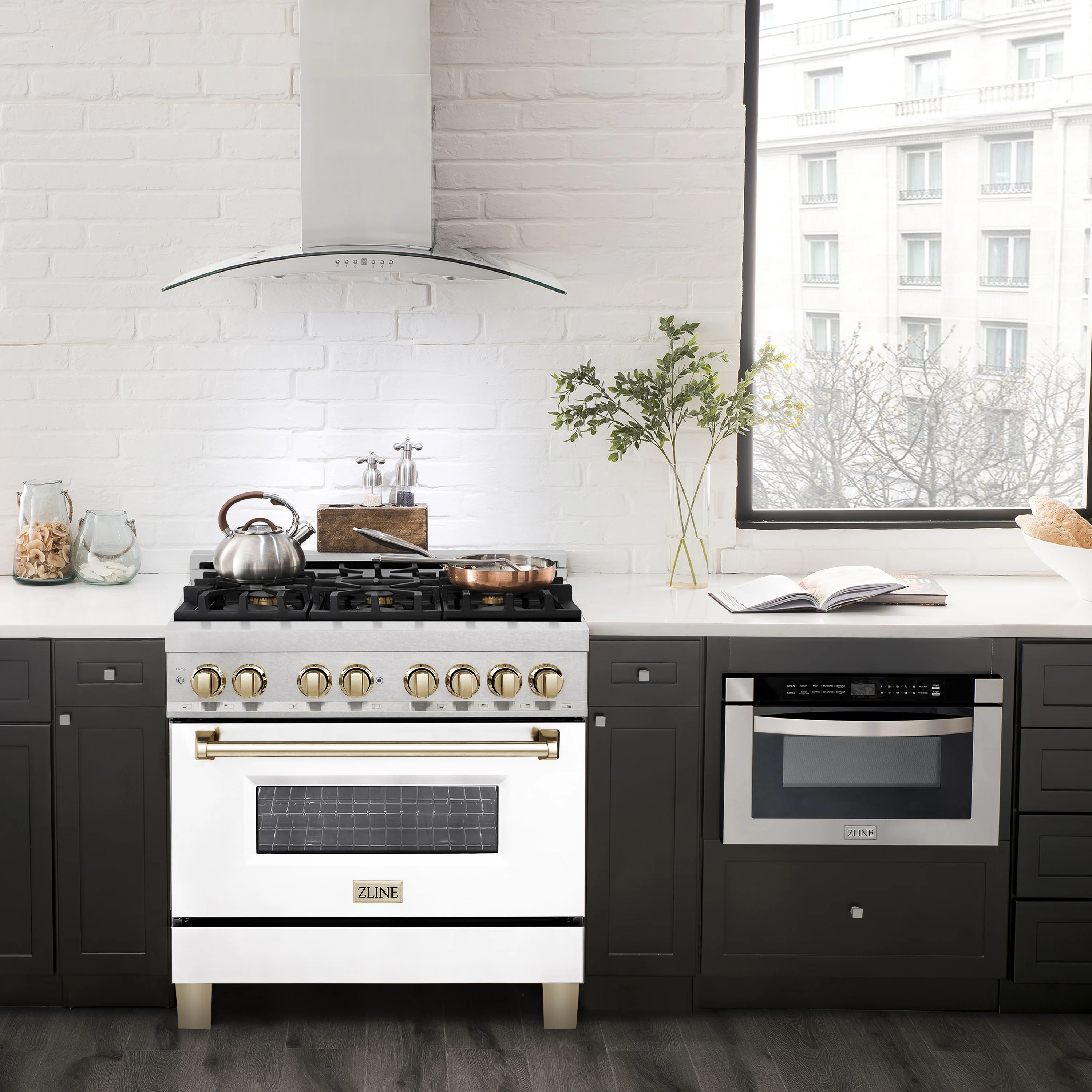 ZLINE Autograph Edition 36 in. 4.6 cu. ft. Legacy Dual Fuel Range with 6 Burner Gas Cooktop and Electric Convection Oven in Satin Stainless Steel with White Matte Door and Polished Gold Accents (RASZ-WM-36-G) - Image 2
