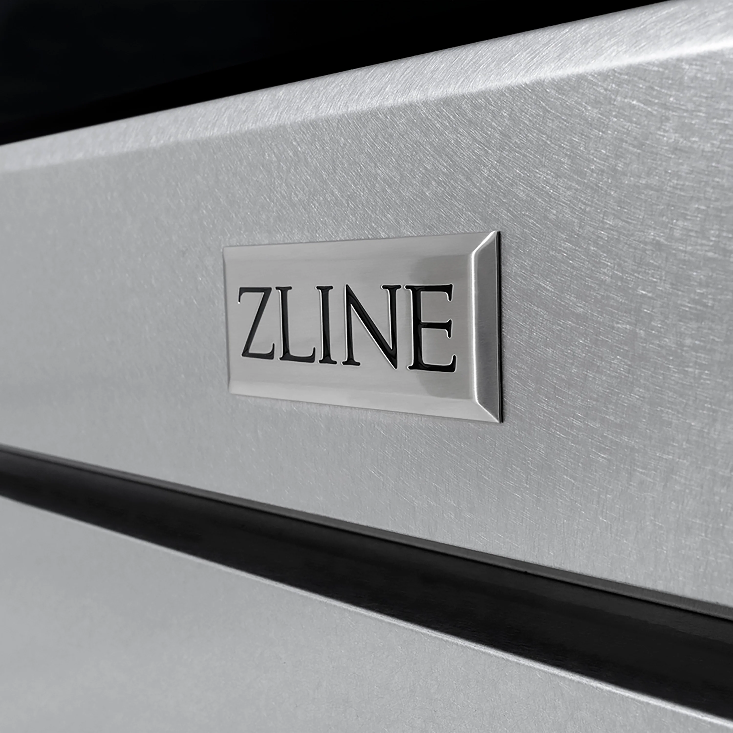 ZLINE Autograph Edition 36 in. 5.2 cu. ft. Paramount Gas Range with 6 Burner DuoPro™ Cooktop and Convection Gas Oven in Satin Stainless Steel and Matte Black Accents (PSGRSZ-36-MB) - Image 4