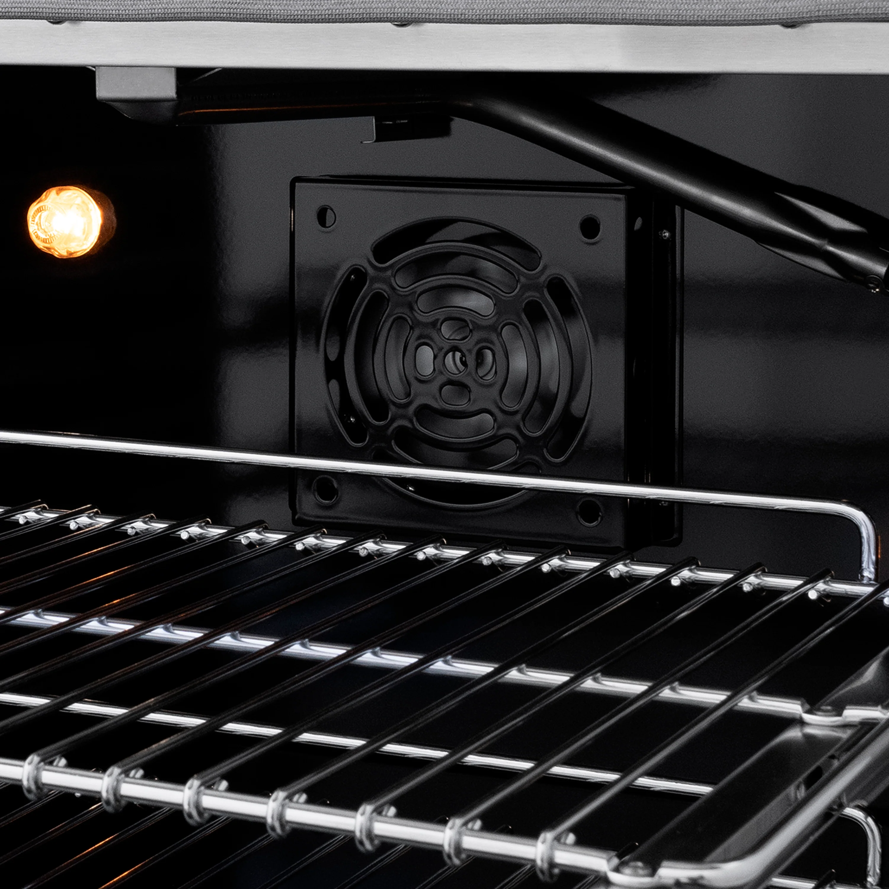 ZLINE Autograph Edition 36 in. 5.2 cu. ft. Paramount Gas Range with 6 Burner Cooktop and Convection Gas Oven in Stainless Steel and Polished Gold Accents (SGRZ-36-G) - Image 9