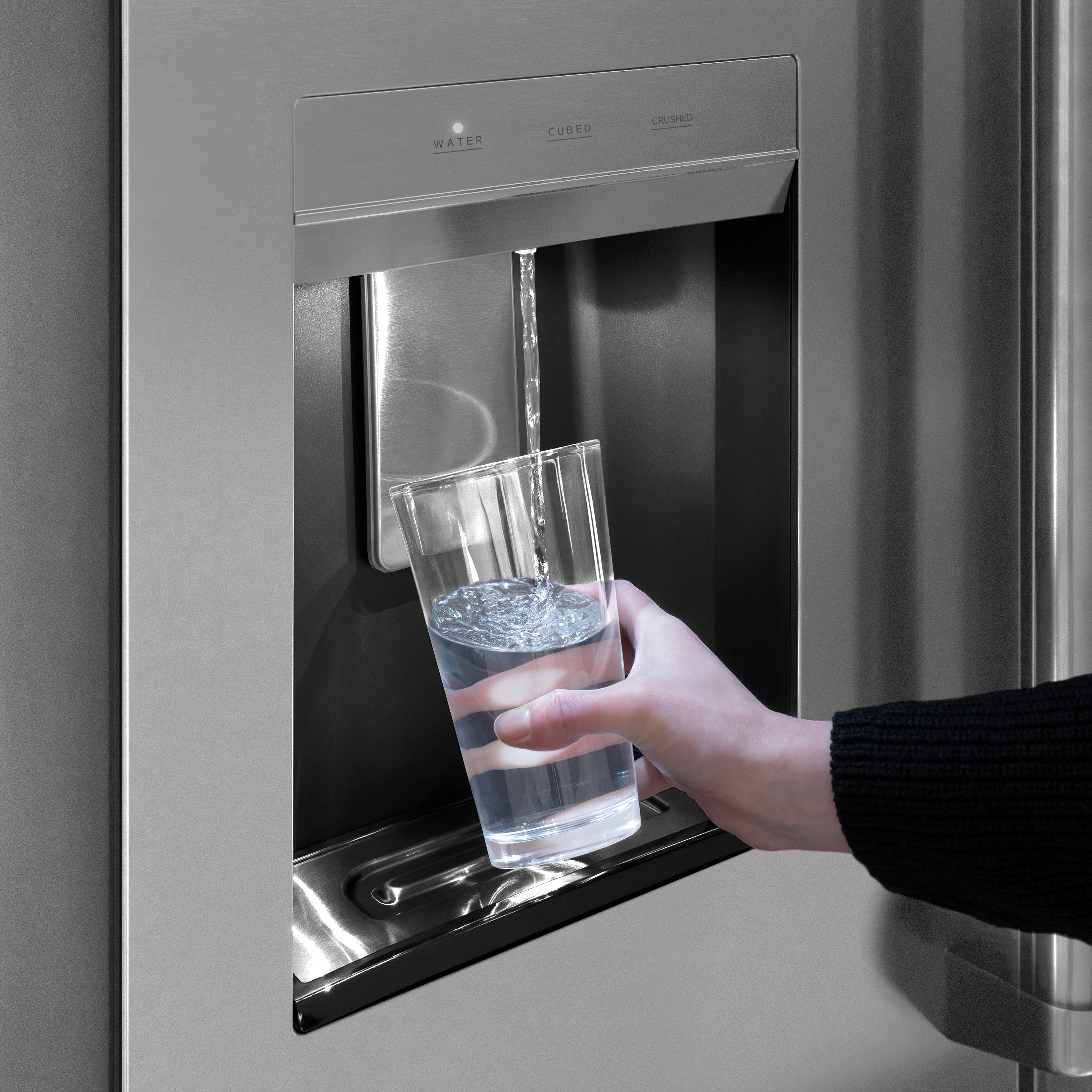ZLINE Autograph Edition 36 in. 28.9 cu. ft. Standard-Depth French Door External Water Dispenser Refrigerator with Dual Ice Maker in Fingerprint-Resistant Stainless Steel and Matte Black Traditional Handles (RSMZ-W-36-MB) - Image 9