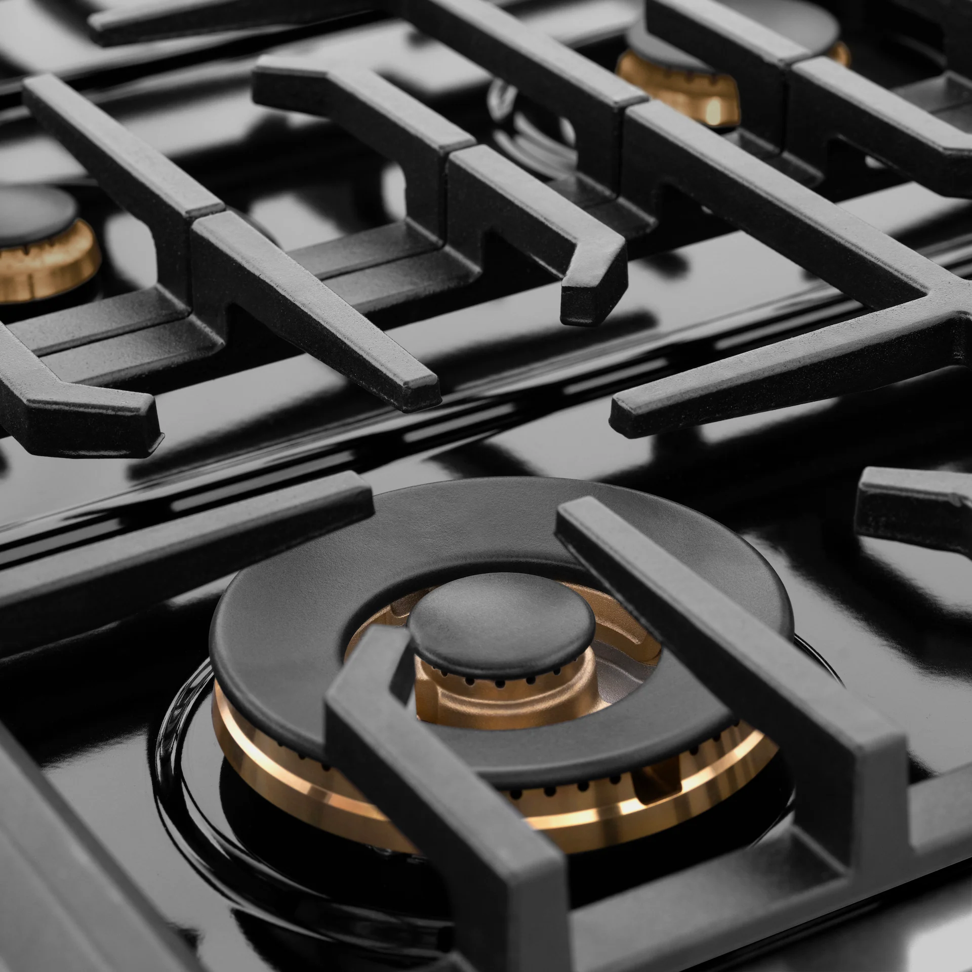 ZLINE 48 in. Autograph Edition Paramount Gas Rangetop with 8 Burners and Porcelain Cooktop in Black Stainless Steel with Champagne Bronze Accents (SRTBZ-48-CB) - Image 4