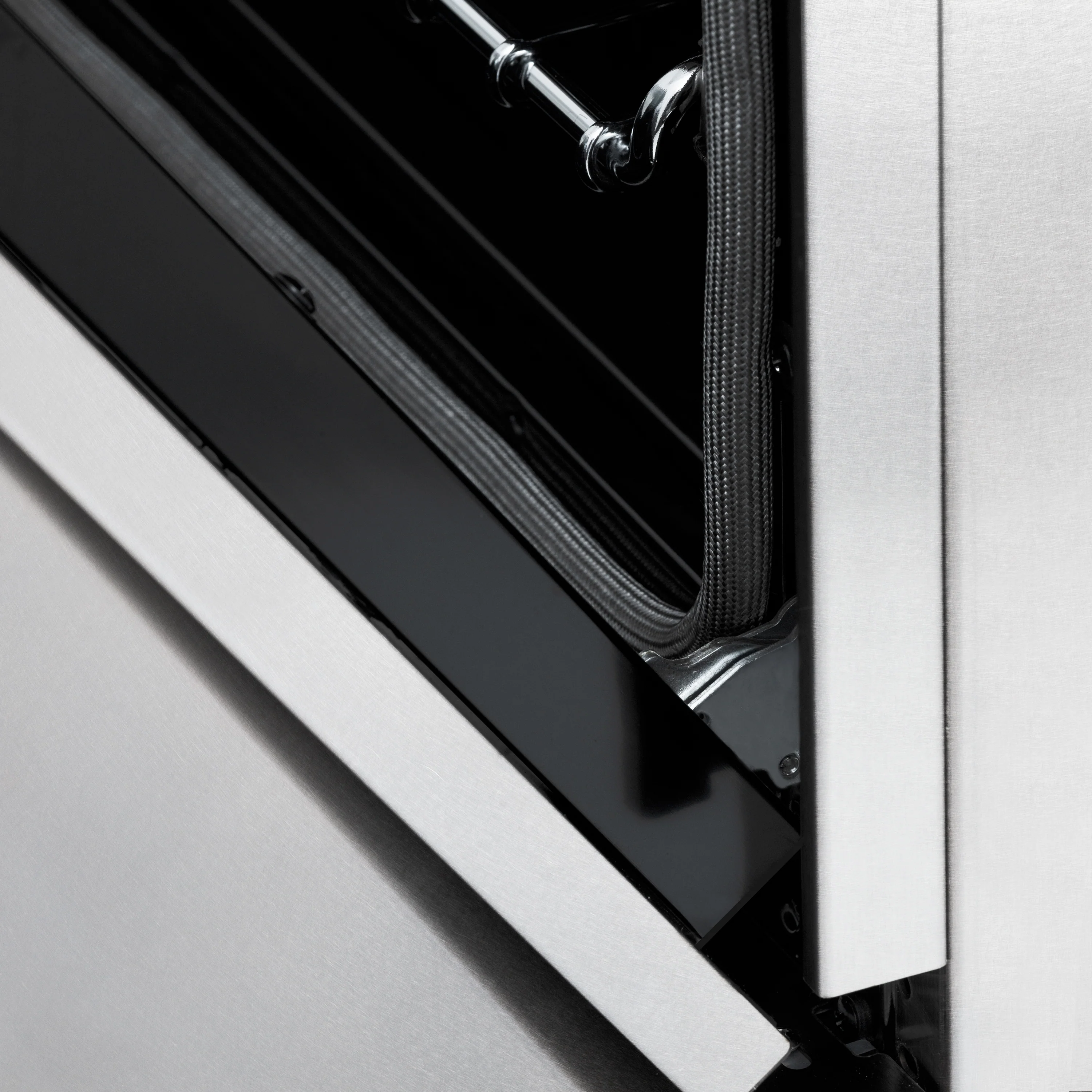 ZLINE Autograph Edition 60 in. 7.4 cu. ft. Legacy Dual Fuel Range with 9 Burner Gas Cooktop and 2 Electric Convection Ovens in Satin Stainless Steel and Champagne Bronze Accents (RASZ-SN-60-CB) - Image 8