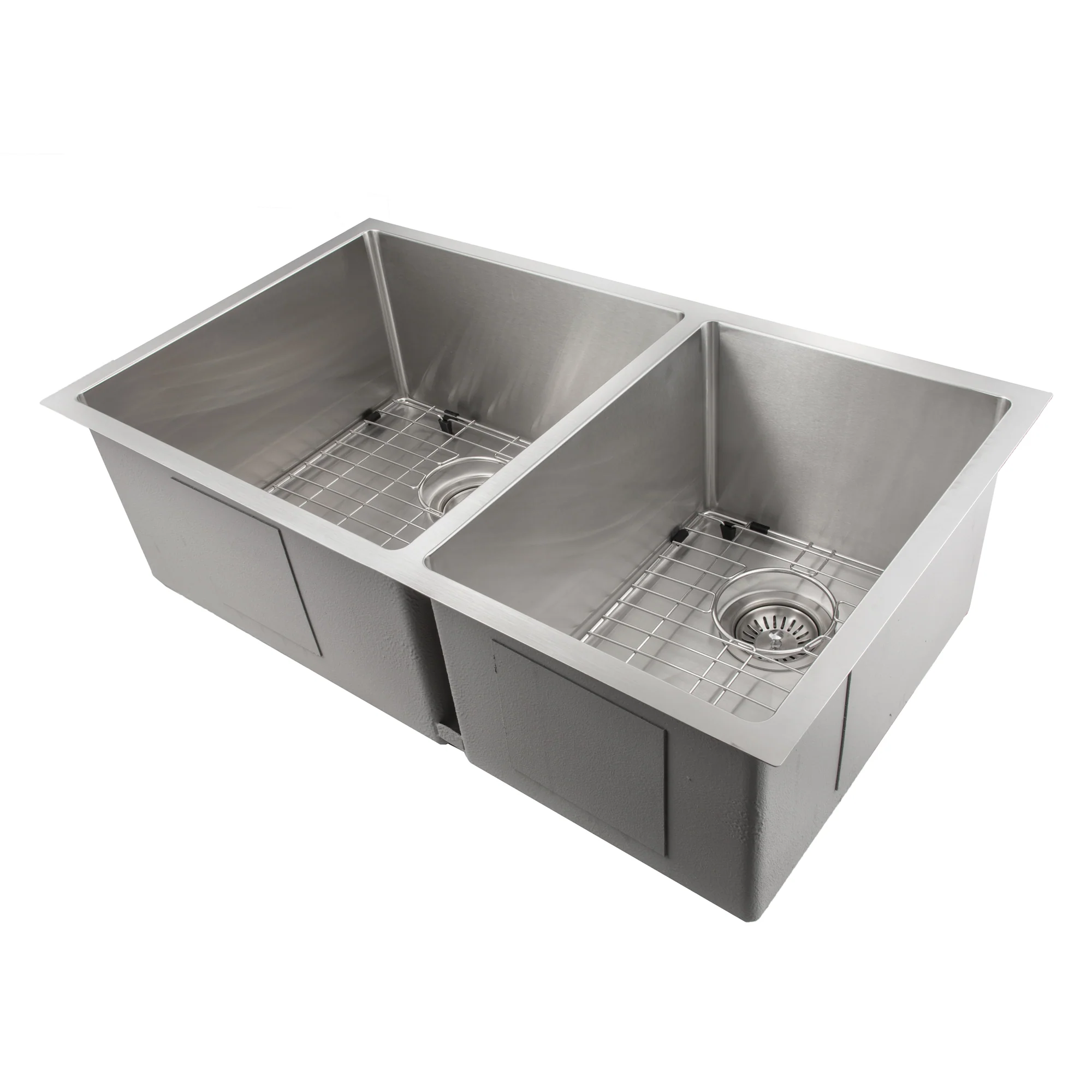 ZLINE 33 in. Chamonix Undermount Double Bowl Stainless Steel Kitchen Sink with Bottom Grid (SR60D-33) - Image 3
