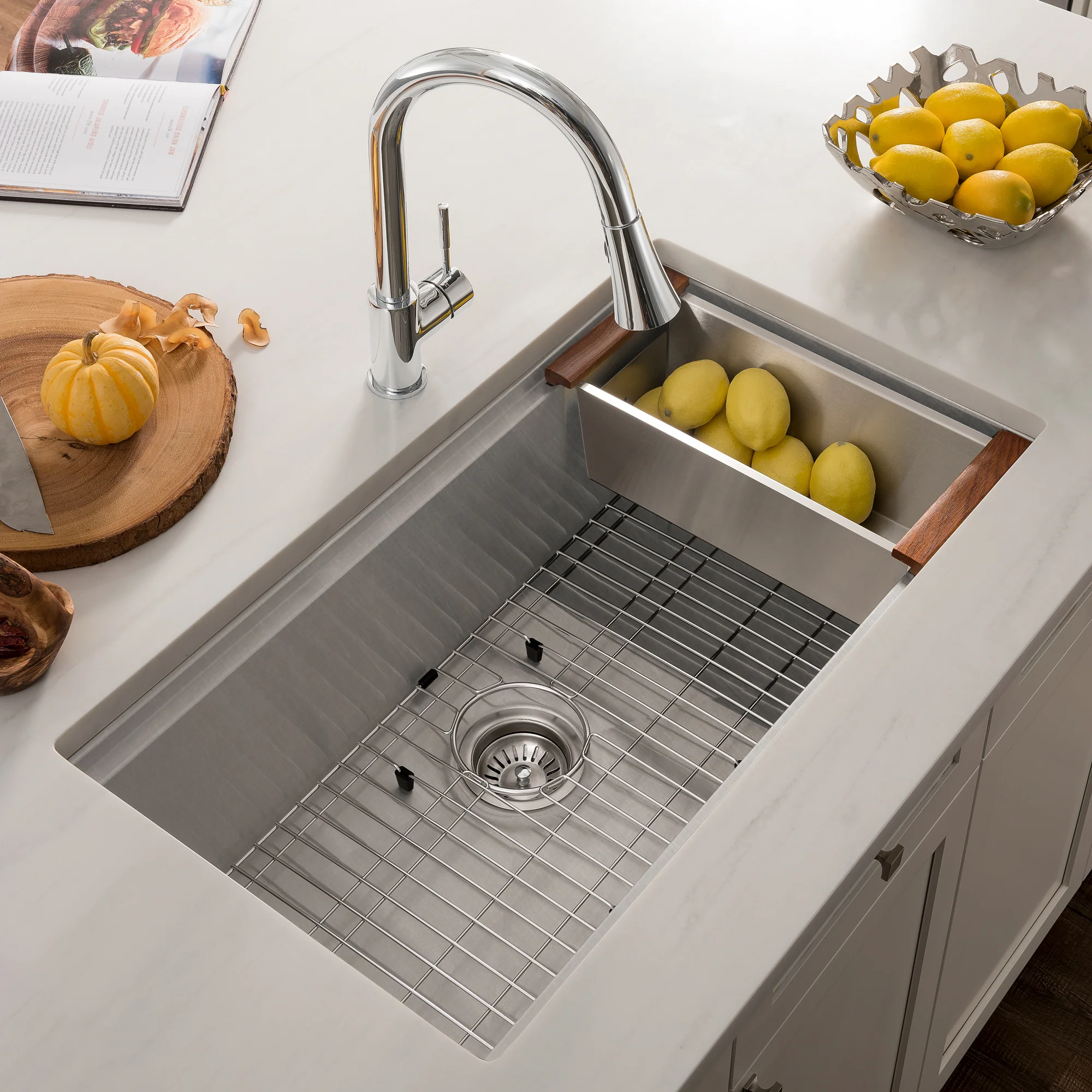 ZLINE 33 in. Garmisch Undermount Single Bowl Satin Stainless Steel Kitchen Sink with Bottom Grid and Accessories (SLS-33S) - Image 2