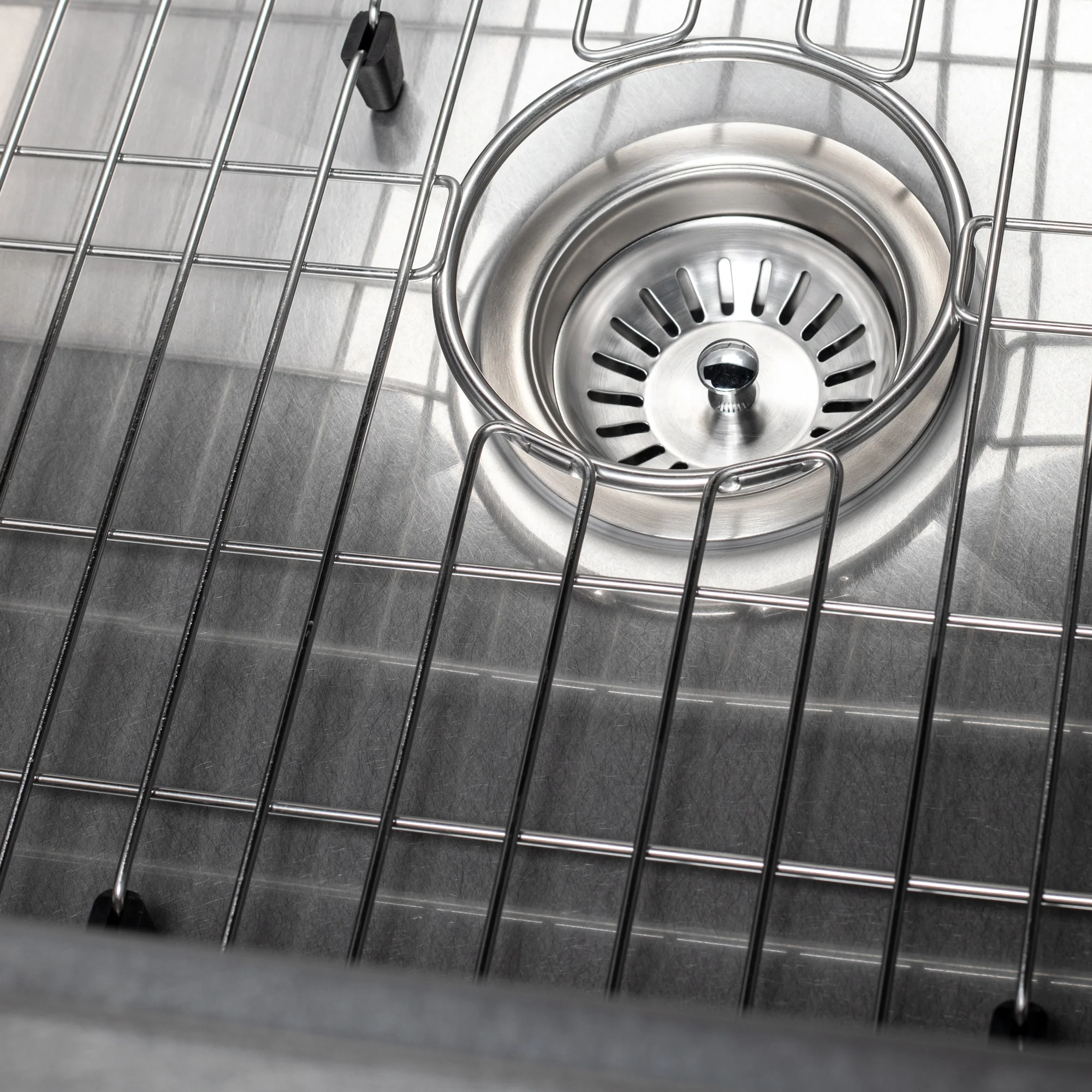 ZLINE 36 in. Meribel Undermount Single Bowl Satin Stainless Steel Kitchen Sink with Bottom Grid (SRS-36S) - Image 5