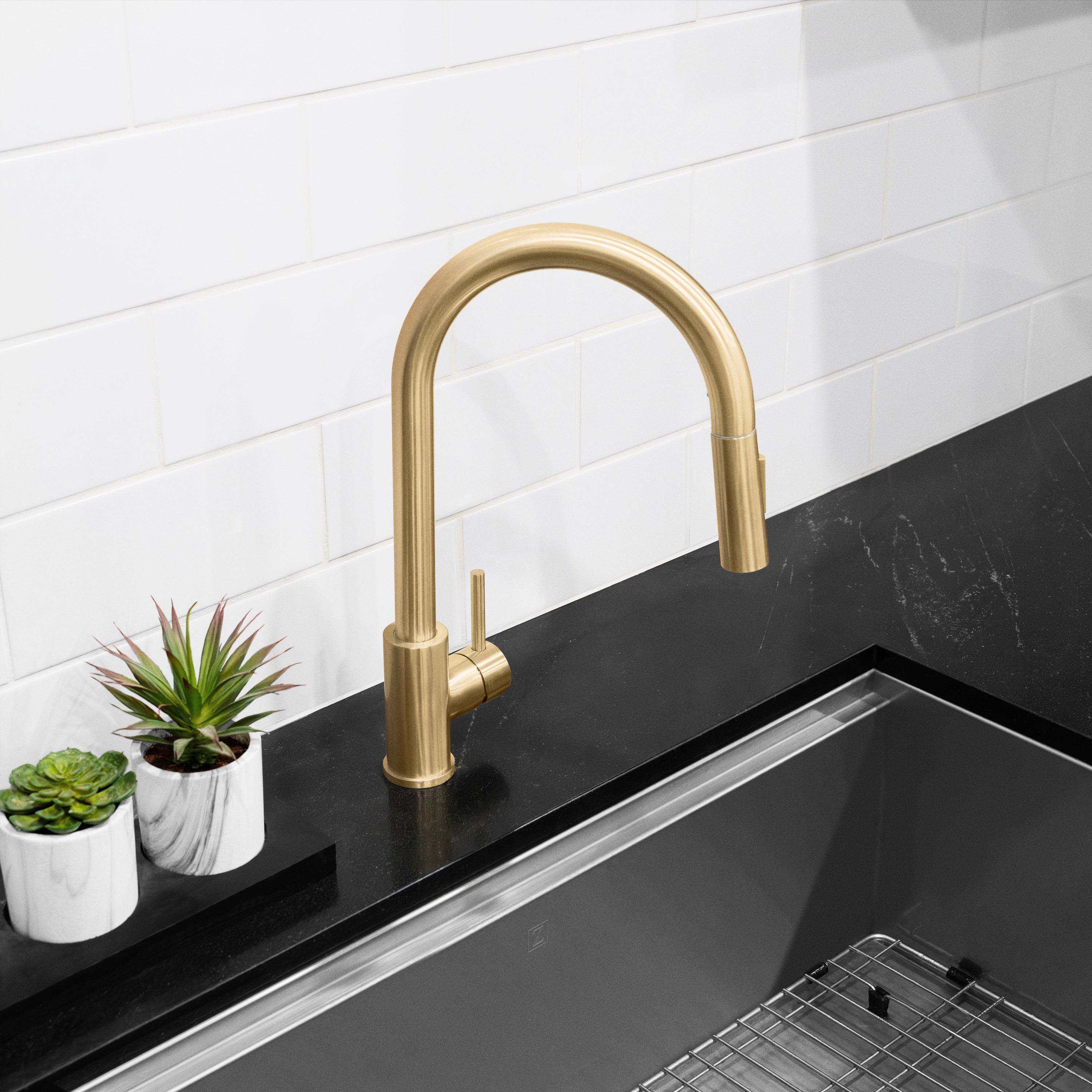 ZLINE Palisades Pull Down Single Handle Kitchen Faucet in Champagne Bronze (RBCN1-KF-CB) - Image 9